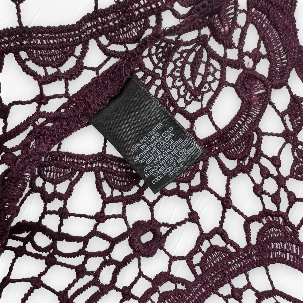 Bold Elements Lace Blouse Exposed Back Zipper 3/4… - image 7